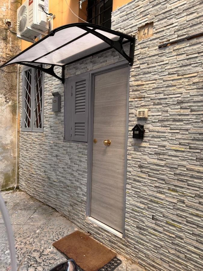 Ferienwohnung Mini House Vicoletto Pontenuovo 41 Neapel Exterior foto